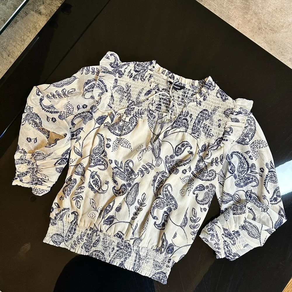 EXPRESS Ruffle Blouse - Picture 6 of 6
